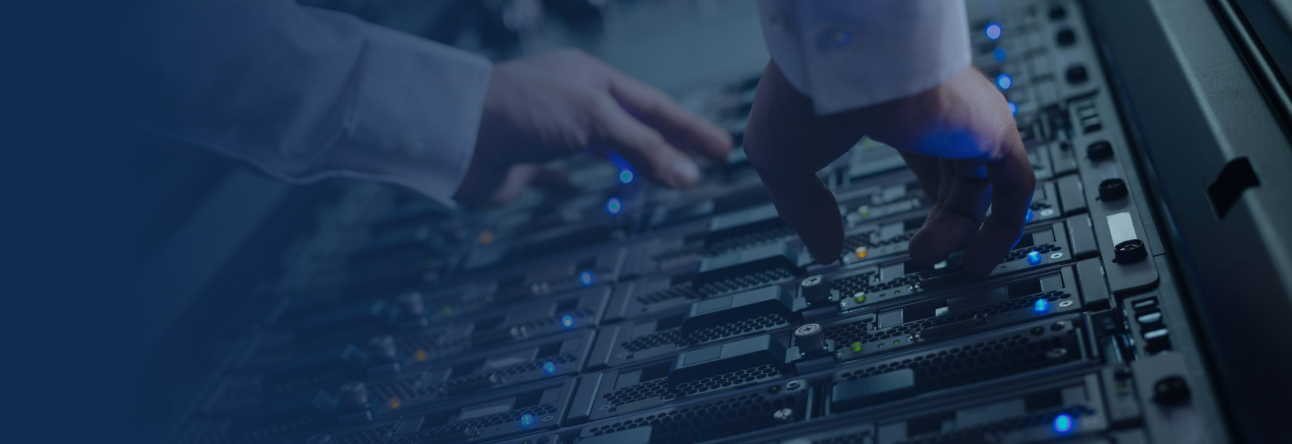 technician performing hardware support for a Dell VxRail