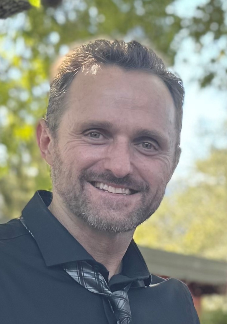 Chris Stone Headshot